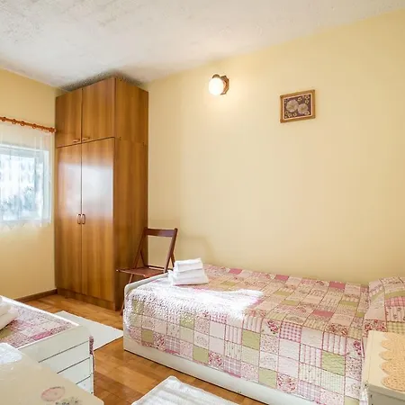 Srecko Apartment